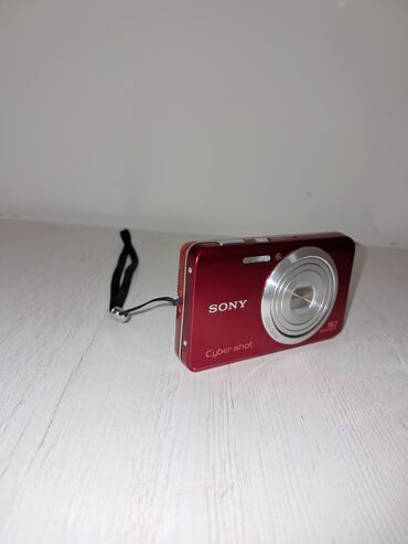 işlenmiş ariston: Sony Cybershot W650 16.1 mg
üstündə 8gb Yaddaş