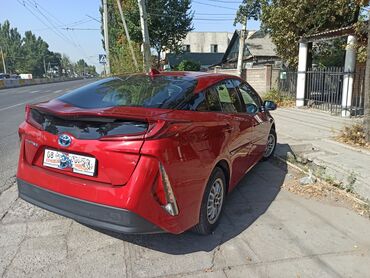 Toyota: Toyota Prius: 2018 г., 1.8 л, Вариатор, Гибрид, Хэтчбэк — 4