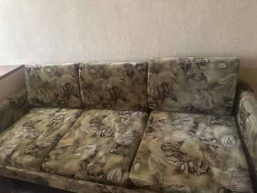 диван трансформер 3 в 1: Продаю диван раскладной, раскладывается хорошо, нигде не порвано и не