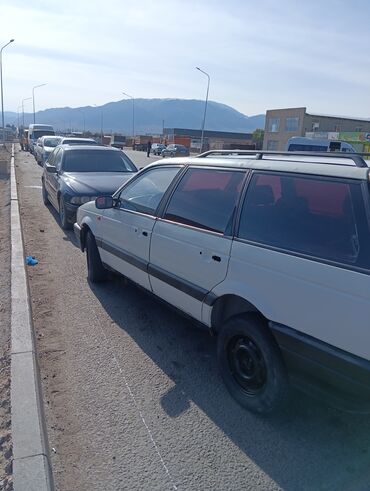 голв 3 универсал: Volkswagen Passat: 1990 г., 1.8 л, Механика, Бензин, Универсал