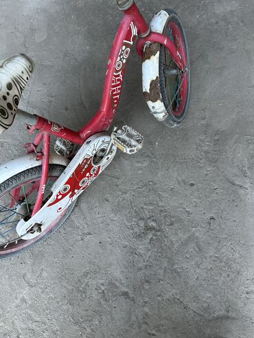 детский велосипед zippy 14: Детский велик до 8 лет цена 1500 сом 
на ходу
