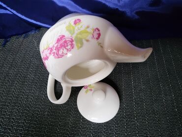 Čajnici: Bokalcic nov porcelanski. Bokal,sve na njemu odsjaj od svetla na lalafo.rs — 5 Čajnici: Bokalcic nov porcelanski. Bokal,sve na njemu odsjaj od svetla — 5