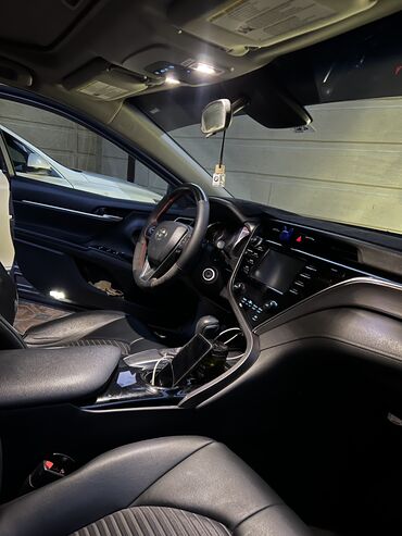 Toyota: Toyota Camry: 2018 г., 2.5 л, Автомат, Бензин, Седан — 9