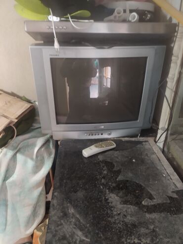 panasonic телевизор: Продаю два телевизора за 3000. работают оба хорошо