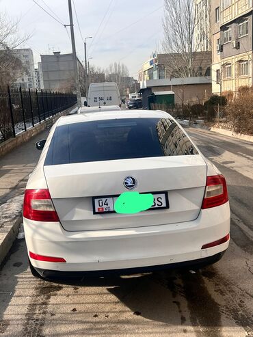 Skoda: Skoda Octavia: 2015 г., 1.6 л, Типтроник, Бензин, Седан