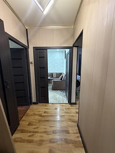 кафе ош: 3 бөлмө, 61 м², 105-серия, 5 кабат, Евро оңдоо — 2