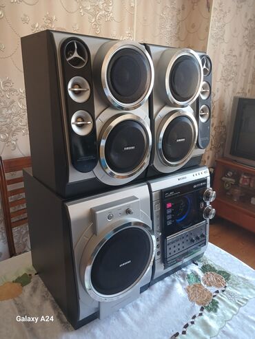 Mikrofonlar: Samsung MAX-DC 950 gördüyünüz kimi mal əla vəziyyətdədir demək olarki