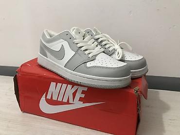 Жеке буюмдар: Эркектердин кроссовкасы, 40.5, 40, 41, Nike, Жаңы, түсү - Боз, Өзү алып кетүү, Акылуу жеткирүү — 1