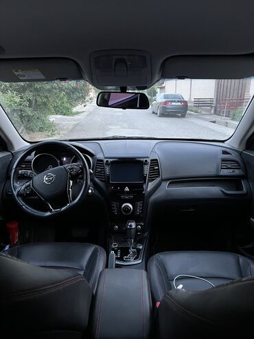 Ssangyong: Ssangyong : 2018 г., 1.6 л, Автомат, Бензин, Внедорожник