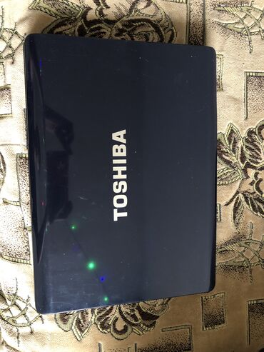 компьютеры ош: Ноутбук Toshiba . Windows 10 возможен торг 
Отдам за 7000