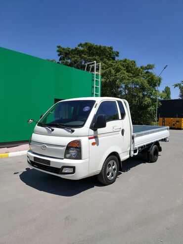 hyundai solaris аренда: Hyundai Porter: 2018 г., 2.5 л, Автомат, Дизель, Купе