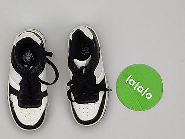 dresy w golebie: Buty sportowe 30, Używany — 2