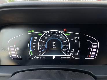 byd e1: Dongfeng : 2022 г., Электромобиль, Седан — 10