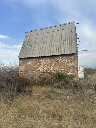 Продажа домов: Дача, 80 м², 4 комнаты, Собственник, Старый ремонт at lalafo.kg — 8 Продажа домов: Дача, 80 м², 4 комнаты, Собственник, Старый ремонт — 8