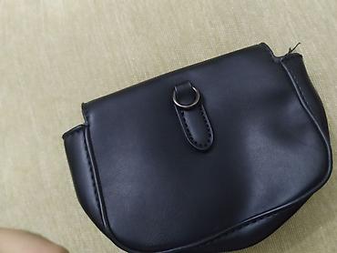 Çantalar: Qara mini çanta – dəri görünümlü materialdan - Rəng: klassik qara - Ön — 3