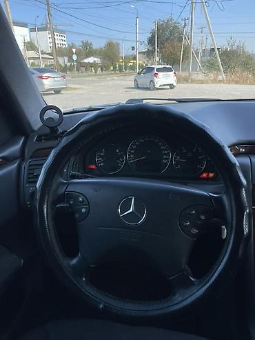 серви 3: Mercedes-Benz E-Class: 2000 г., 2.2 л, Механика, Дизель, Седан — 5