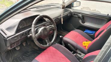 Mazda: Mazda 323: 1.6 l | 1994 il Sedan — 7