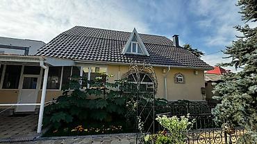 ботанический: 🏠Продается, 2-х этажный дом в центре города. 📐 Общая площадь-180 м2 — 2