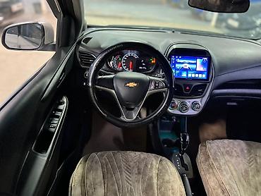 Chevrolet: Chevrolet Spark: 2017 г., 1 л, Вариатор, Бензин, Хэтчбэк — 9