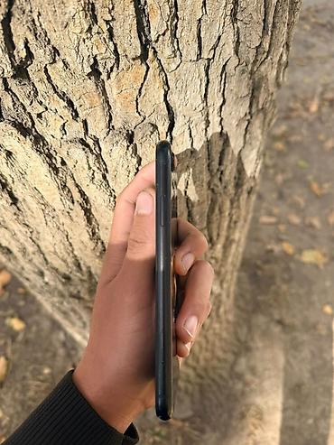 lalafo iphone 8: IPhone Xr, Б/у, 64 ГБ, Черный, Зарядное устройство, Чехол, 100 % — 3