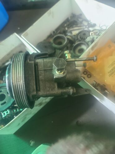 электронных дизелей: Гидроусилитель 1995 г., Б/у, Германия