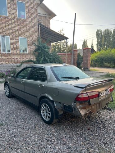 шины на внедорожник: Представленный седан Honda Accord выполнен в практичном сером цвете