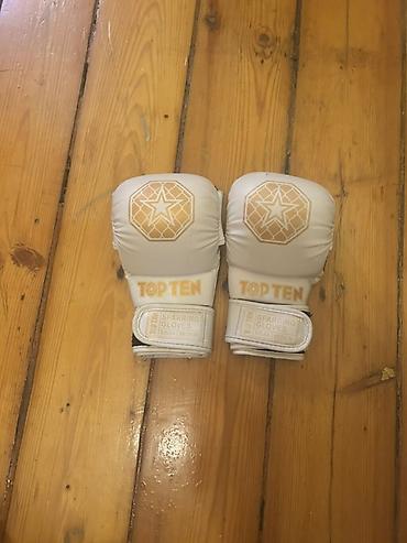 Спорт и хобби: Məhsul: TOP TEN Sparring Gloves – MMA, ölçü: Medium - Rəng: ağ-qızılı — 1