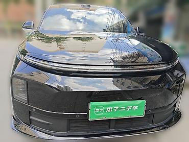 Lixiang: Lixiang L6: 2025 г., Кроссовер — 2