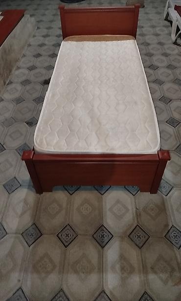 tek kravat işlənmiş: İşlənmiş, Təknəfərlik çarpayı, Bazasız, Matras ilə, Siyirməsiz — 2