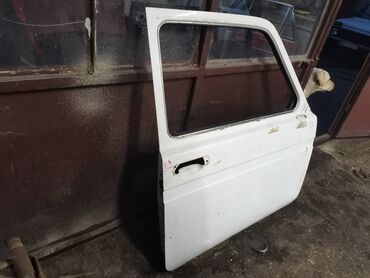 Auto delovi: Dodatni opis Vrata desna Lada 21213,21214 Niva br.2. U beloj boji — 3