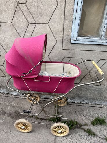 прогулочная коляска для двойни: Коляска, цвет - Розовый, Б/у