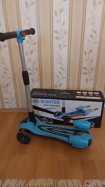 sky 49 moped: Uşaq skuterı – Honor Productions Kids Scooter - Rəng: mavi-qara - 3 — 1