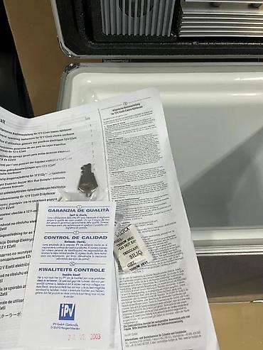 Oprema za kampovanje: Aluminijumski prenosivi frižider/kuler “AluCooler” - Robusno — 8