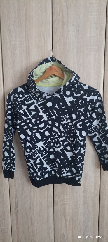 jakne za zimu 2022: With hood, 128-134