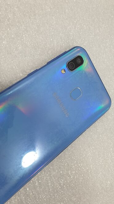 запчасти на телефоны: Samsung Galaxy A40, Колдонулган, 64 ГБ, түсү - Көгүлтүр, 2 SIM