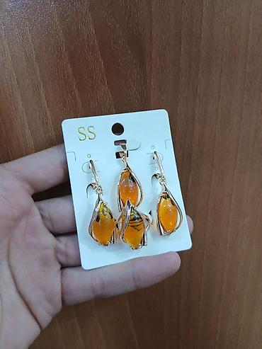 triko dest: Dəstə daxildir: Kulon, Sırğa, Üzük — 2