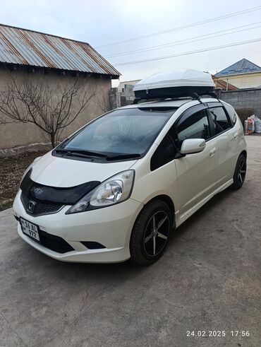 honda o: Honda Fit: 2009 г., 1.5 л, Вариатор, Бензин, Хэтчбэк