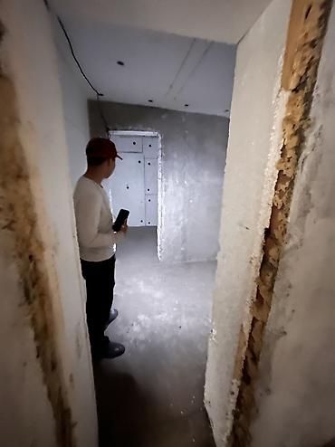 Аренда коммерческой недвижимости: Сдается под прачку цена 10000 сом есть вода канализация свет газ — 3