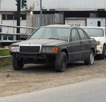w202 suretler qutusu: Mercedes-Benz 190 (W201): 2 l | 1992 il Sedan