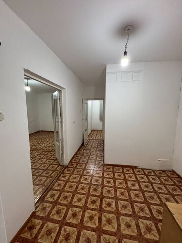 Продажа квартир: 1 комната, 33 м², Общежитие и гостиничного типа, 4 этаж, Косметический ремонт