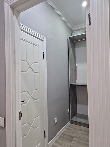 Долгосрочная аренда квартир: 3 комнаты, Риэлтор, Без подселения, С мебелью полностью — 11