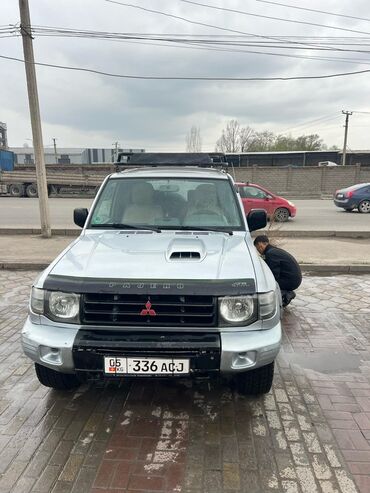 права руль механика: Mitsubishi Pajero: 2003 г., 2.5 л, Механика, Дизель, Внедорожник