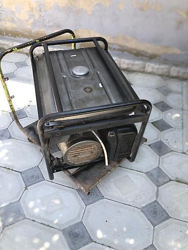 paddon satilir: Benzinlə işləyən portativ elektrik generatoru - Çərçivəli, metal — 4