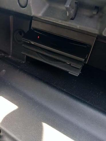 gigatron smart telefoni: CD ŠARŽER ZA MERCEDES BENZ A 150, A 160, A 170 . OD 2004. DO 2012 — 3