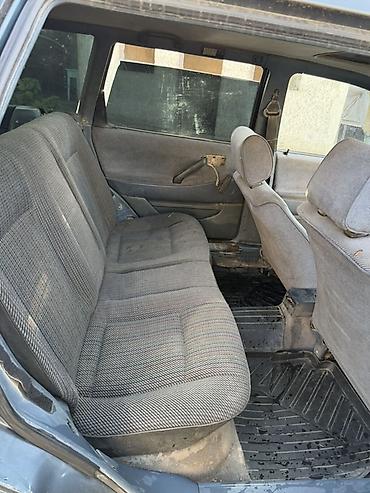 subaru r2: Volkswagen Passat Variant: 1990 г., 1.8 л, Бензин, Универсал — 5
