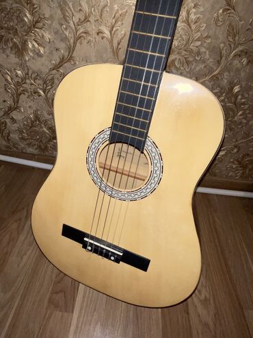 Sintezatorlar: Klassik gitara, Yeni, Pulsuz çatdırılma