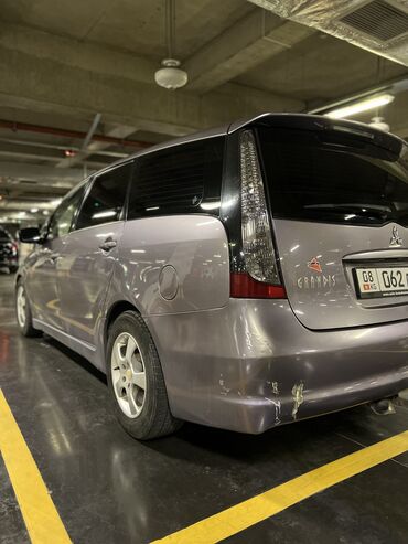 Mitsubishi: Mitsubishi Grandis: 2005 г., 2.4 л, Автомат, Бензин, Минивэн — 9