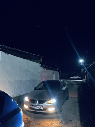 Mitsubishi: Mitsubishi Lancer: 2004 г., 1.6 л, Механика, Бензин, Седан — 9