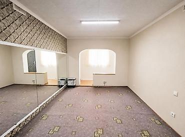 Сдаю 2-комн. помещение в микр. Улан 2. 36 кВ. м. Цокольный этаж
