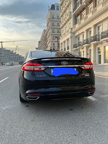 esp: Ford Fusion Platinum – qara rəng, sedan, yüksək komplektasiya. Əsas — 3